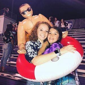 Meet your Posher, Emma